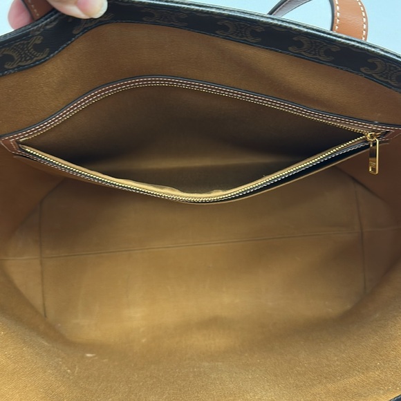 Celine Medium Cabas - Picture 9 of 14